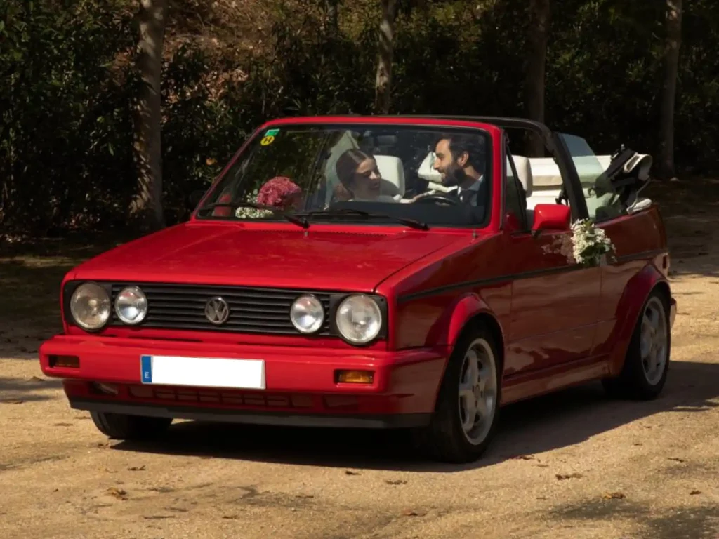 Golf GTi rojo descapotable clasico 1991 para eventos