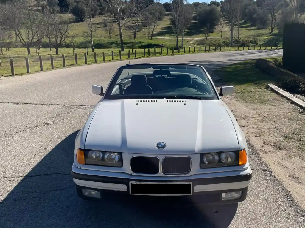 BMW descapotbale ideal para alquilar en bodas